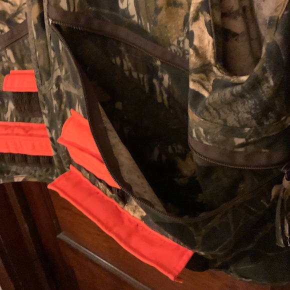 Hunting Vest Jacket - Picture 3 of 11